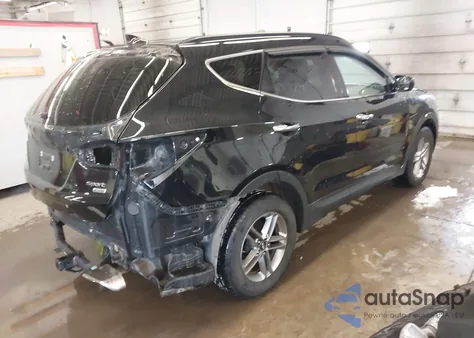 2017 Hyundai Santa Fe Sport 2.4L z USA, uszkodzony, nr VIN 5XYZUDLB6HG415099